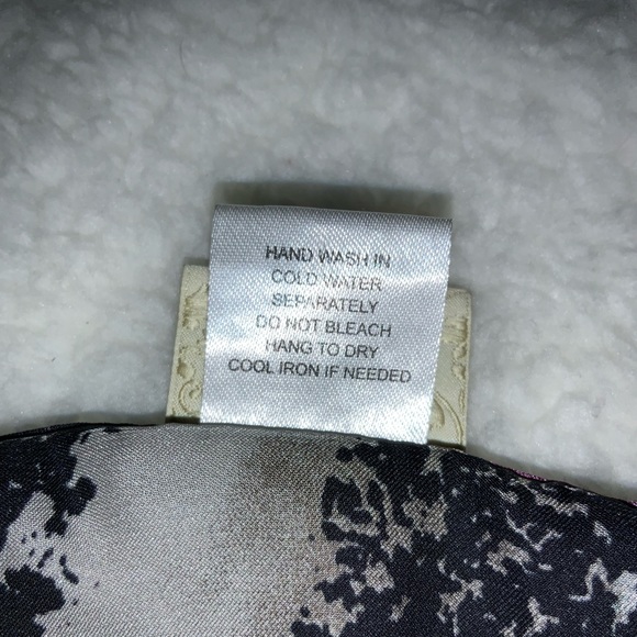 Lightweight Short Sleeve Daytrip Dress or Pool Cover-up from Buckle - Picture 6 of 10